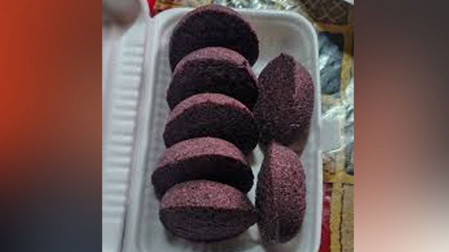 সুস্বাদু ও পুষ্টিকর কালো ভাপা পিঠা বানাবেন যেভাবে